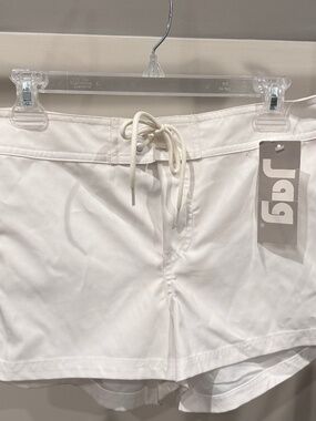 JAG short. NWT. Size Small. Wear with a T or slip over your swimsuit